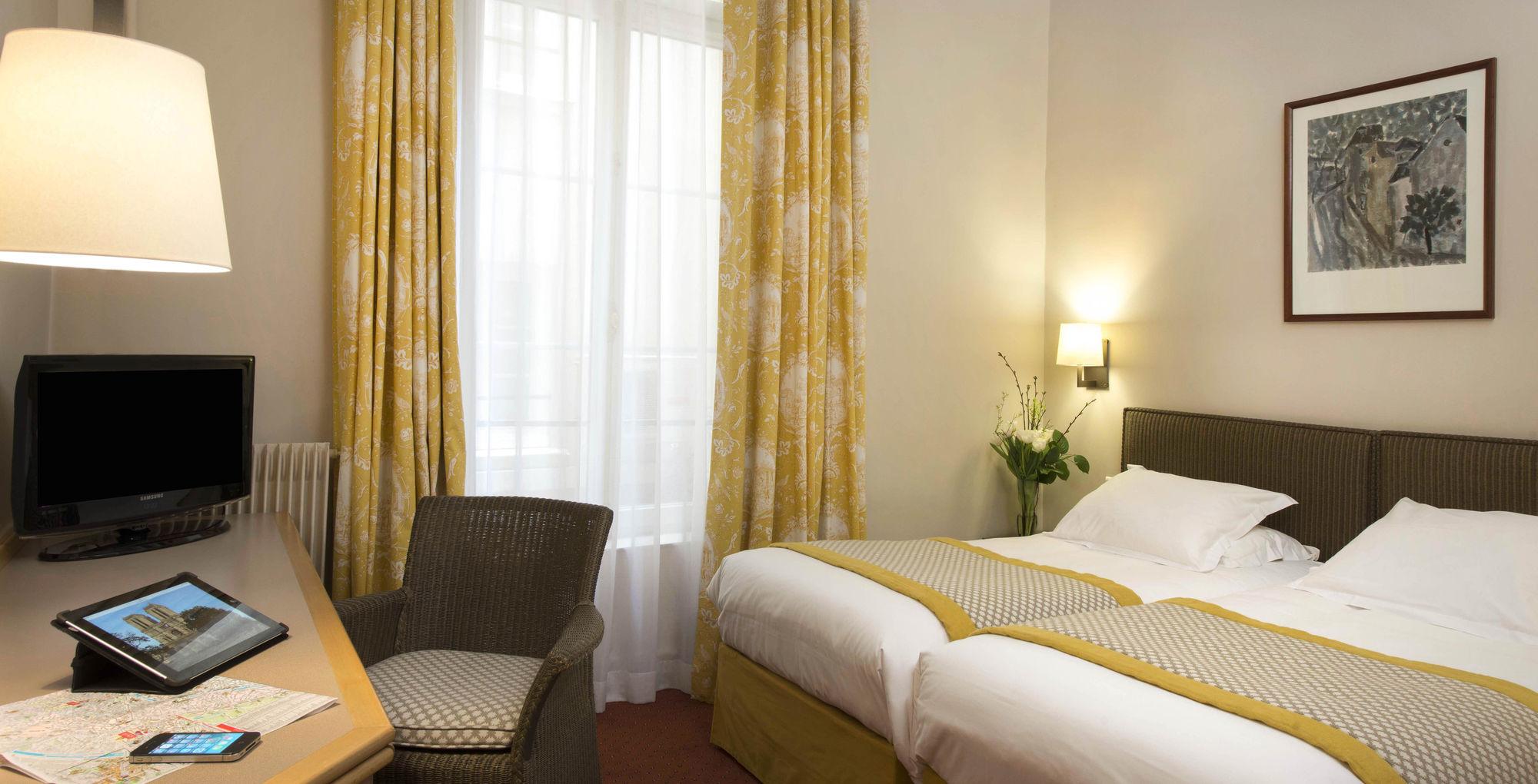 Hotel L De Lutece - Notre-Dame Parigi Esterno foto