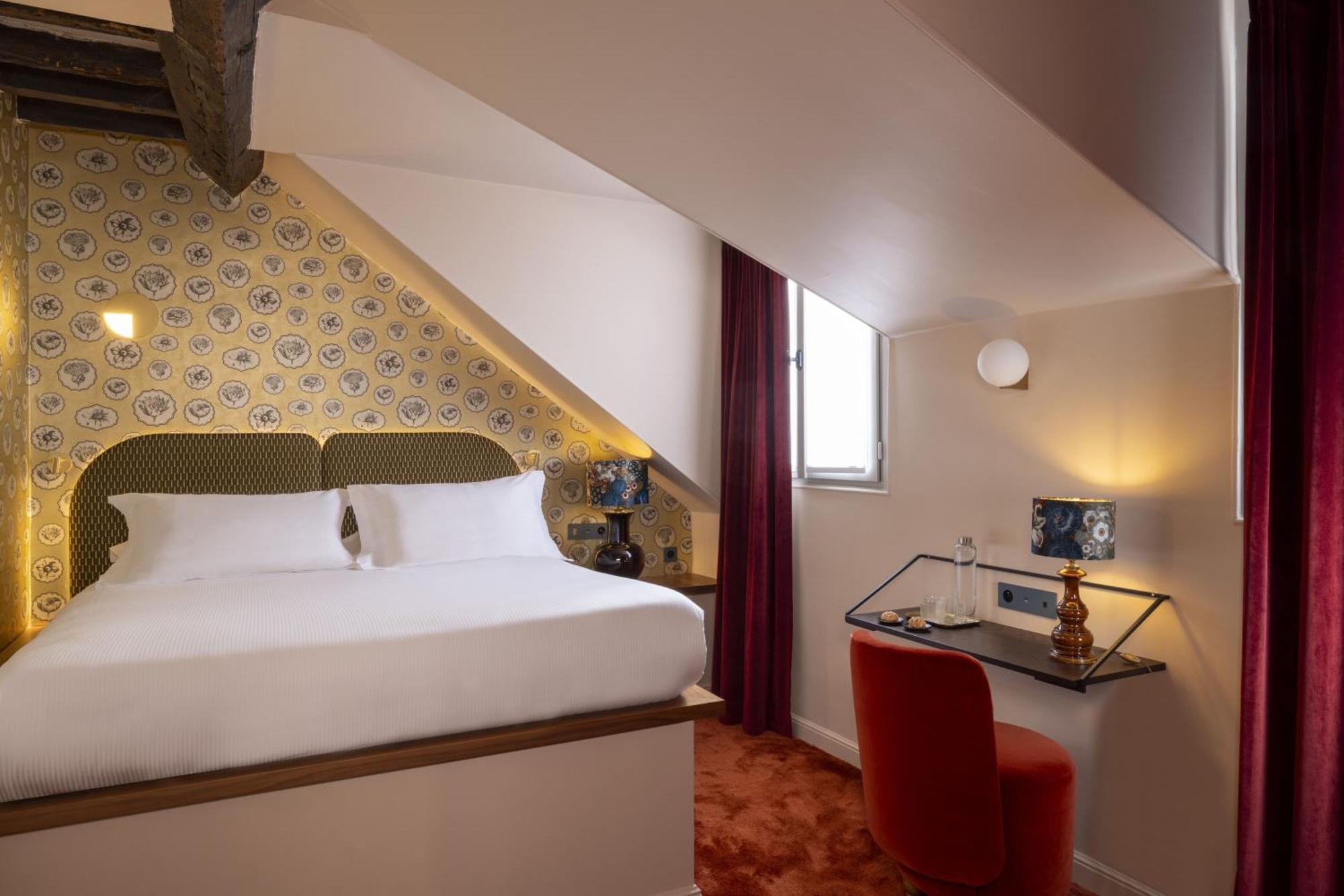 Hotel L De Lutece - Notre-Dame Parigi Esterno foto