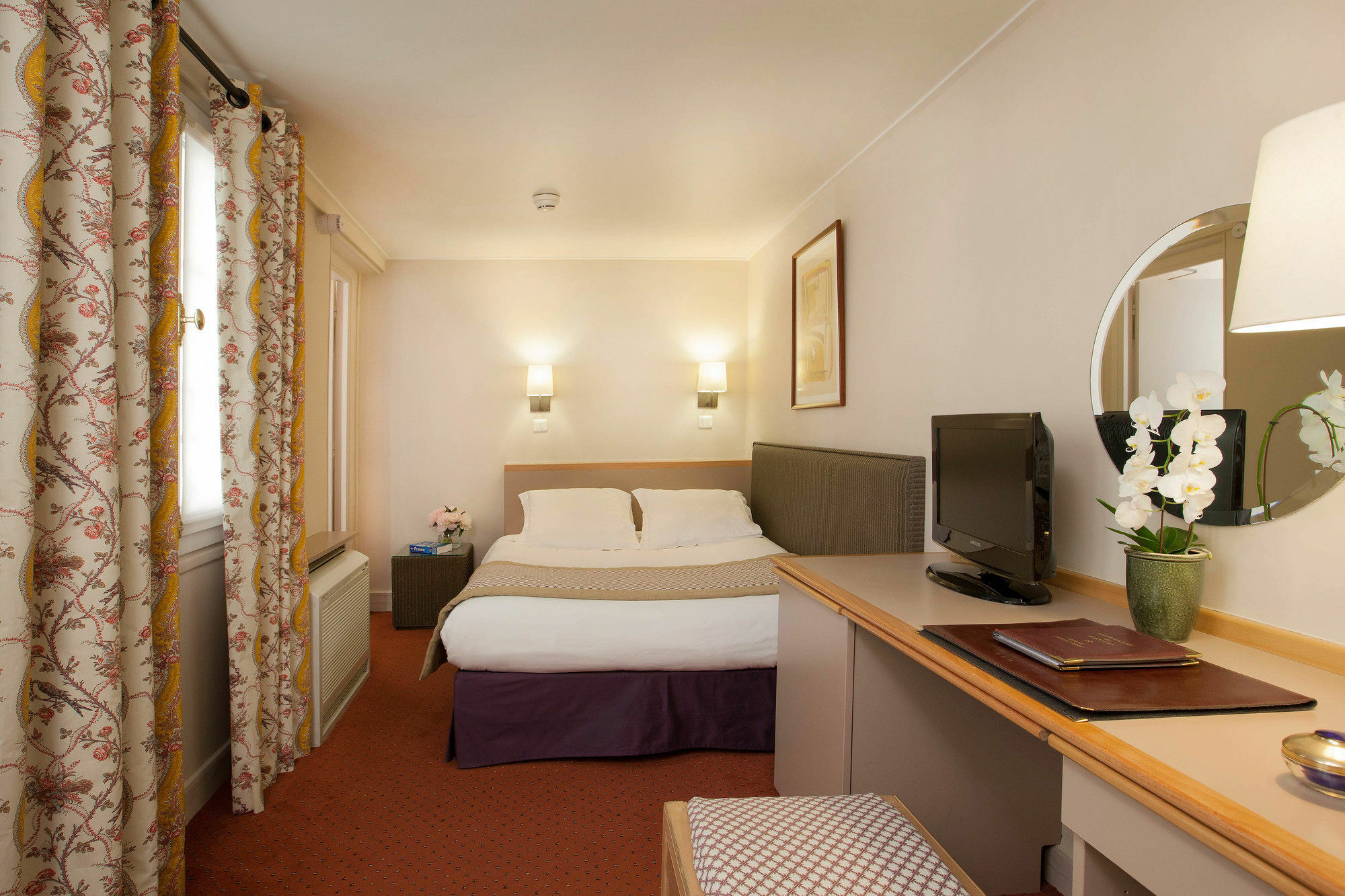 Hotel L De Lutece - Notre-Dame Parigi Esterno foto